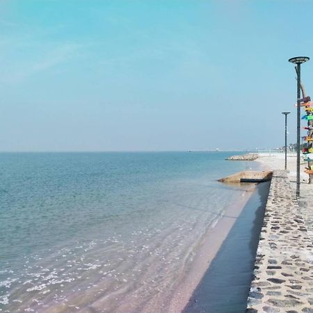 Beach Walk Boutique Resort Bangsaen Dış mekan fotoğraf