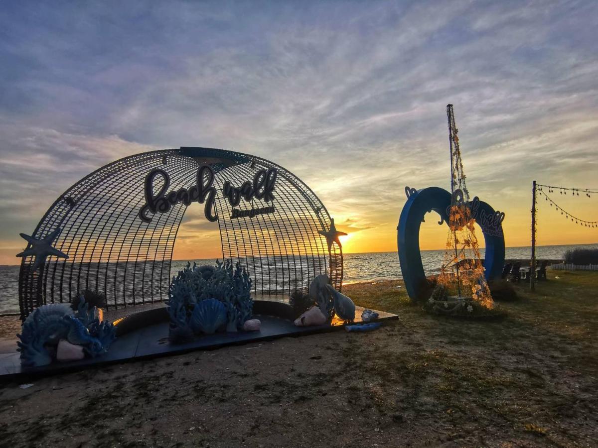 Beach Walk Boutique Resort Bangsaen Dış mekan fotoğraf