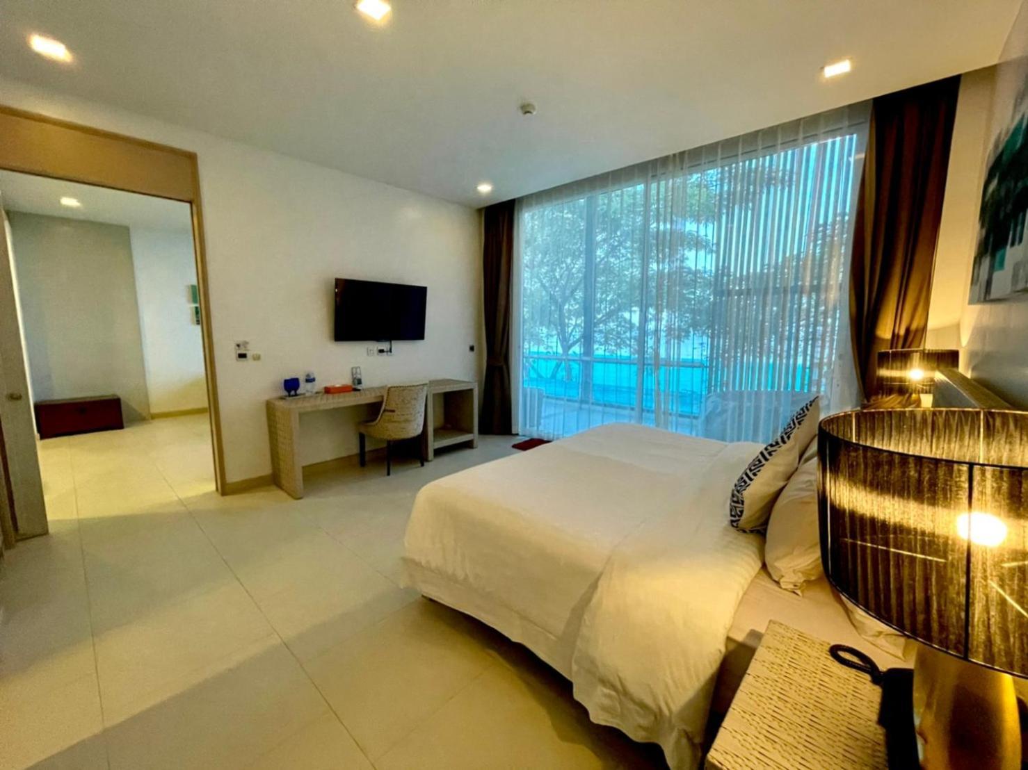 Beach Walk Boutique Resort Bangsaen Oda fotoğraf