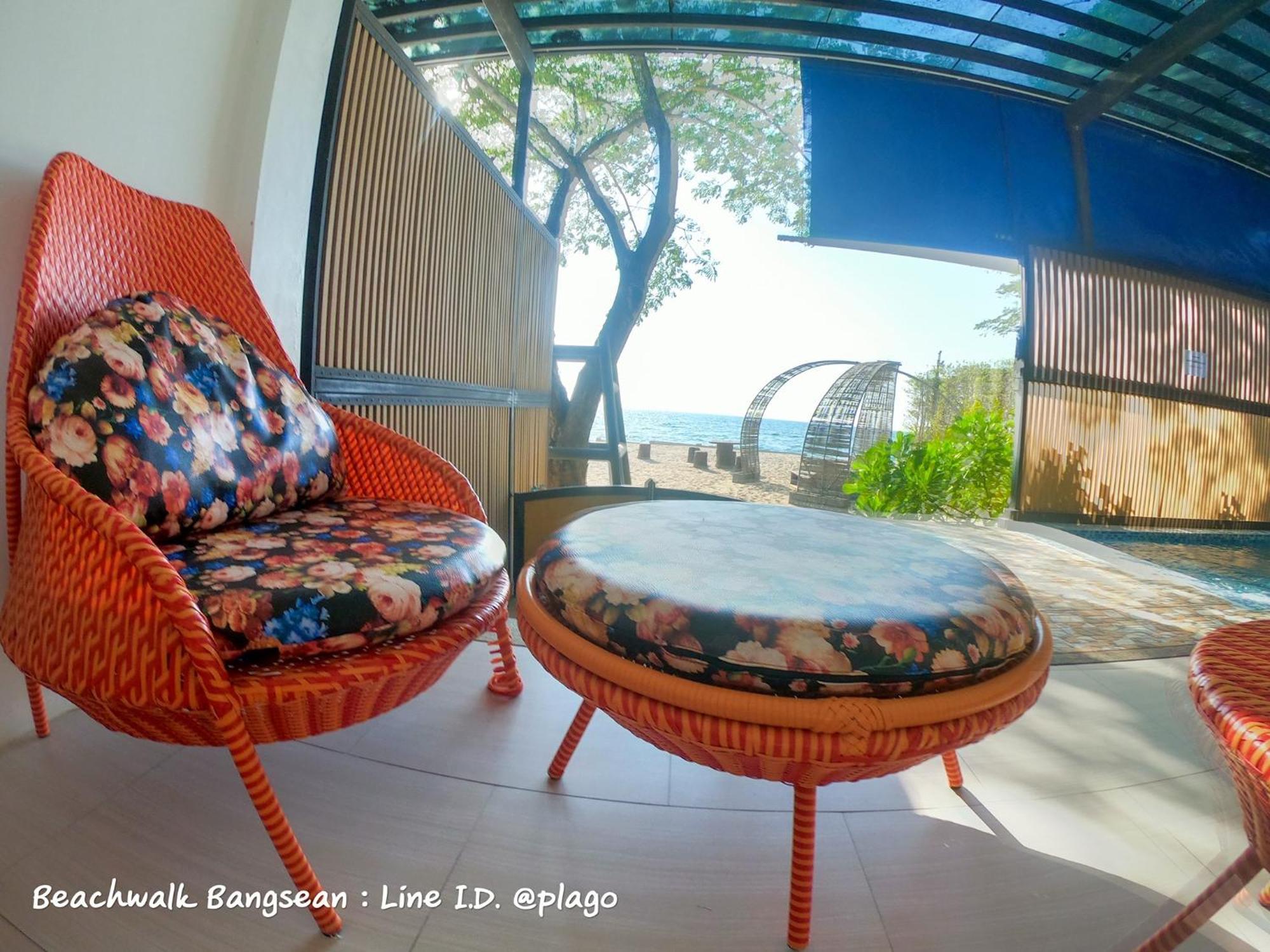 Beach Walk Boutique Resort Bangsaen Oda fotoğraf